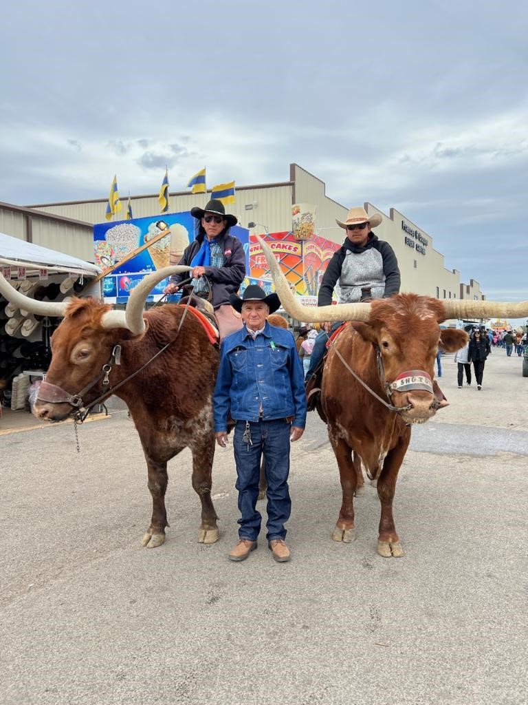 Greater State Bank Participates in the 2023 Mercedes Livestock Show